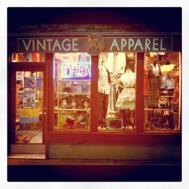 amy-and-angie-vintage-the-get-up-vintage-ann-arbor-michigan